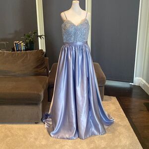 Women’s Full Length Lace Appliqué Satin Prom Party Dress with Leg Slit Size 12